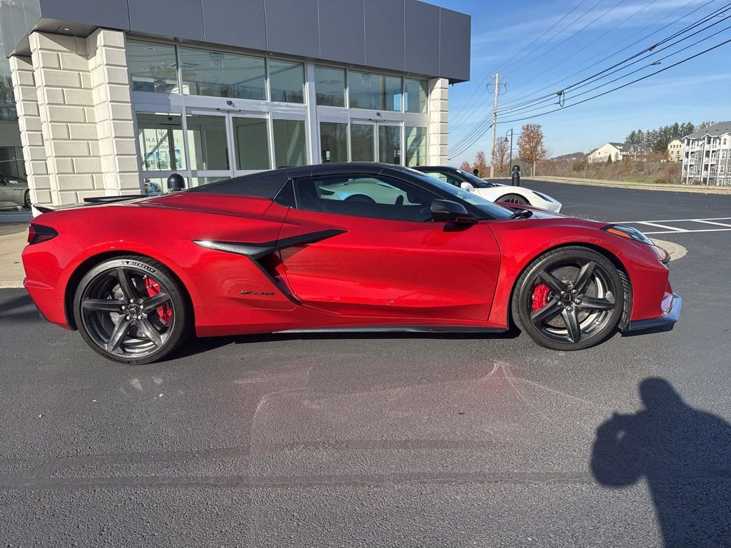 Used 2024 Chevrolet Corvette Z06 w/ Stealth Interior Trim Package image 5