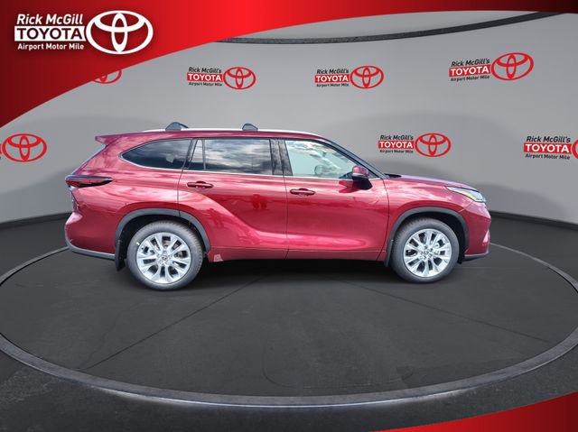 New 2026 Toyota Highlander Limited AWD/4WD image 9