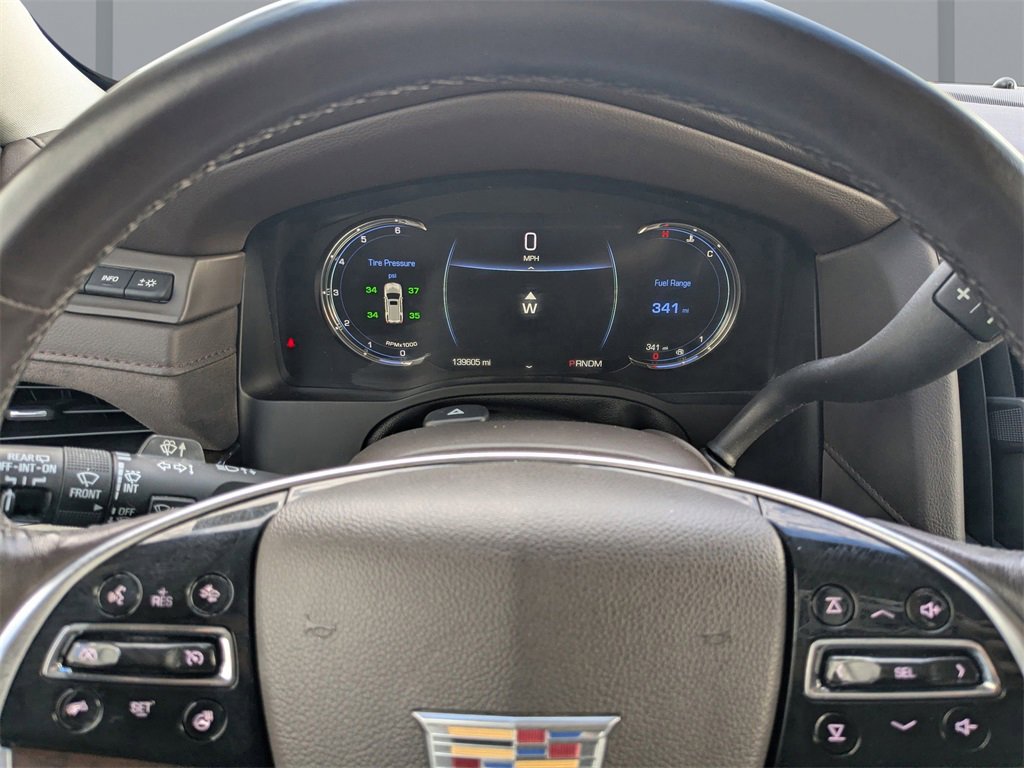 Used 2016 Cadillac Escalade Luxury image 32