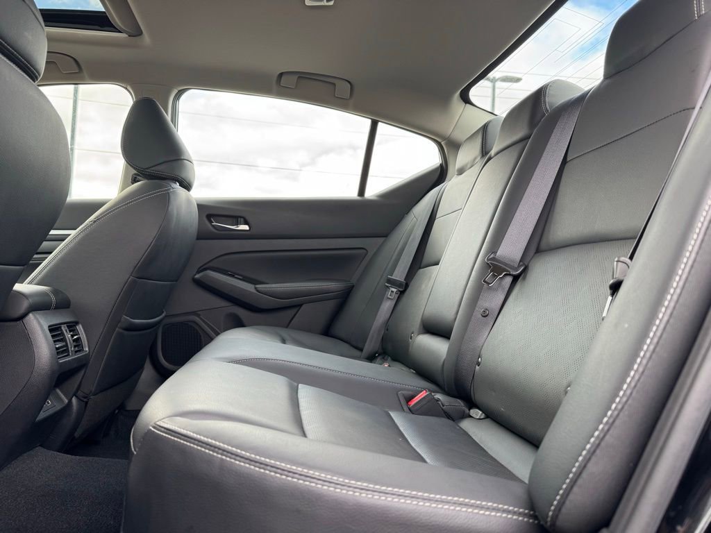 Used 2023 Nissan Altima 2.5 SL image 12