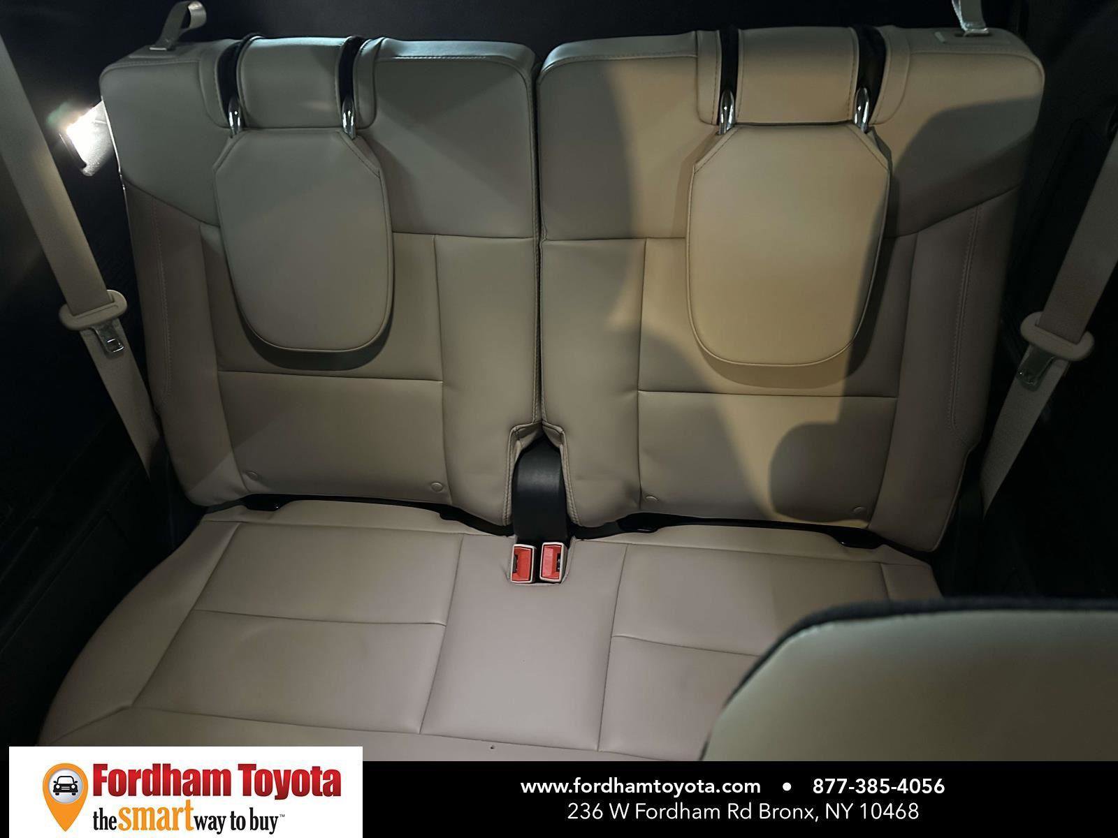 Used 2023 Ford Explorer XLT w/ Equipment Group 202A image 17