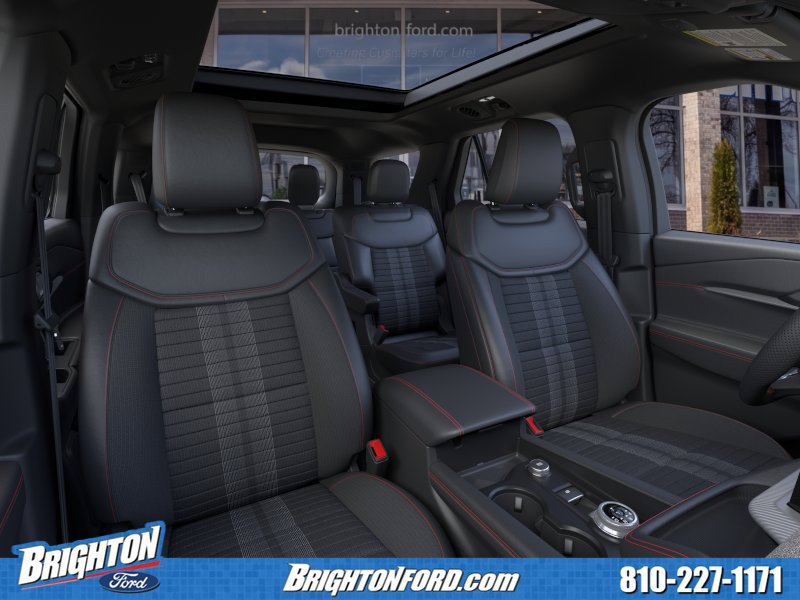 New 2026 Ford Explorer ST-Line w/ ST-Line Street Pack AWD/4WD image 10