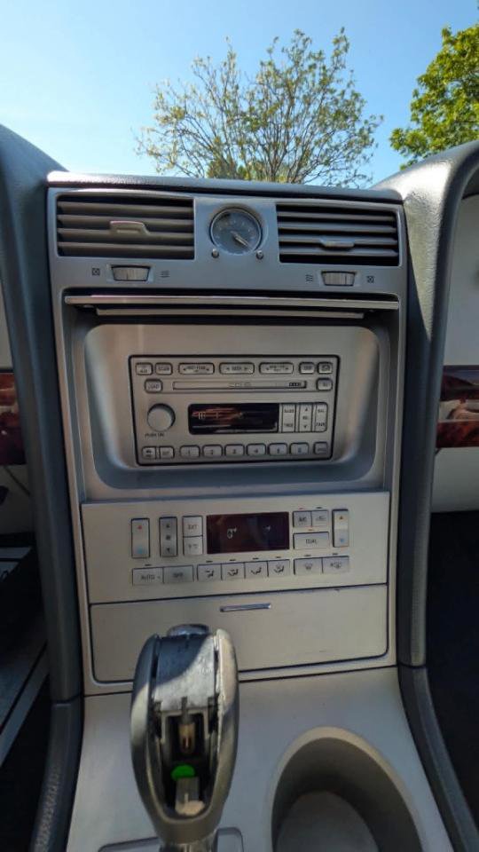 Used 2004 Lincoln Navigator Luxury AWD/4WD image 20
