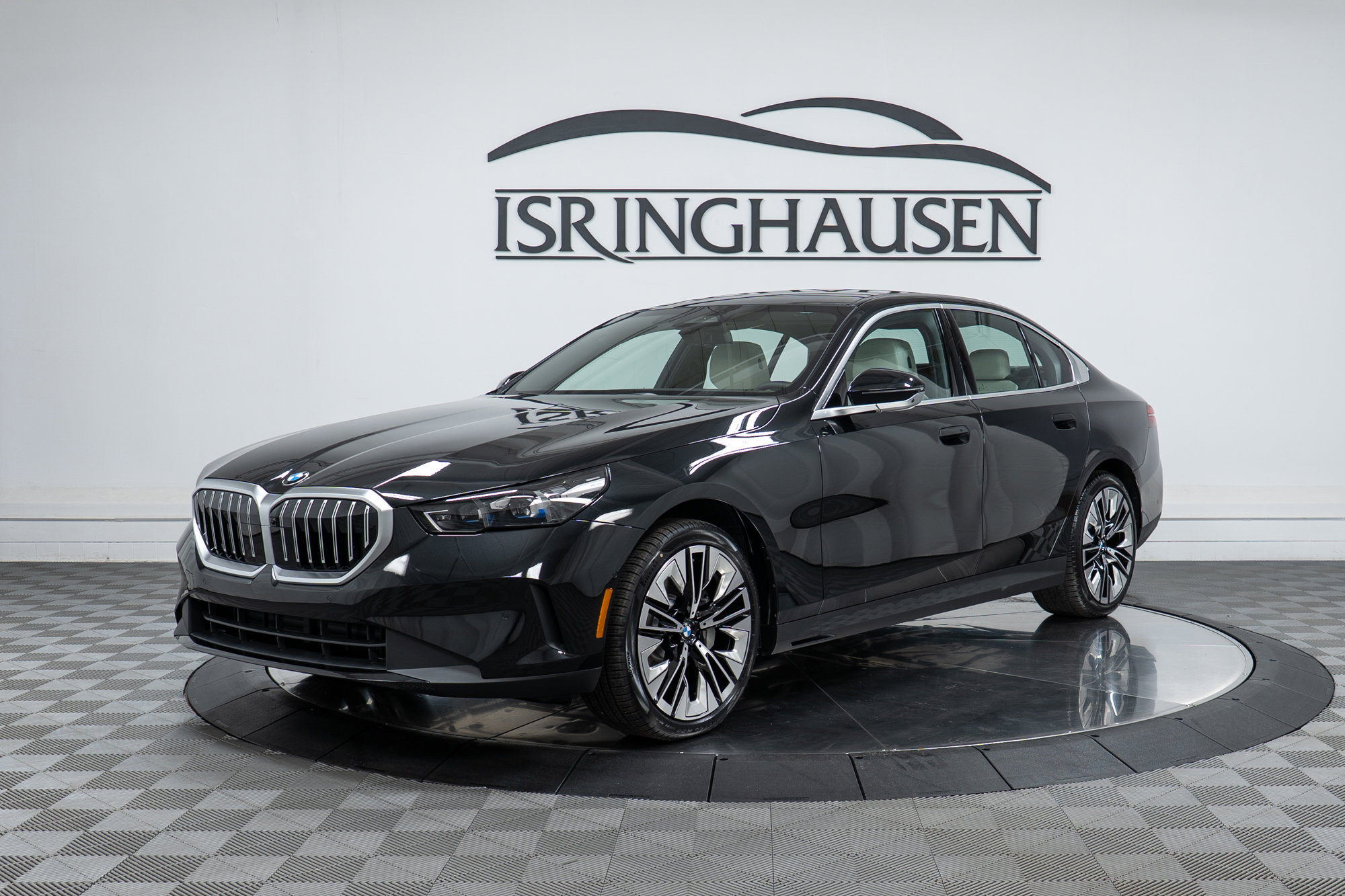 New 2026 BMW 530i xDrive w/ Premium Package image 1