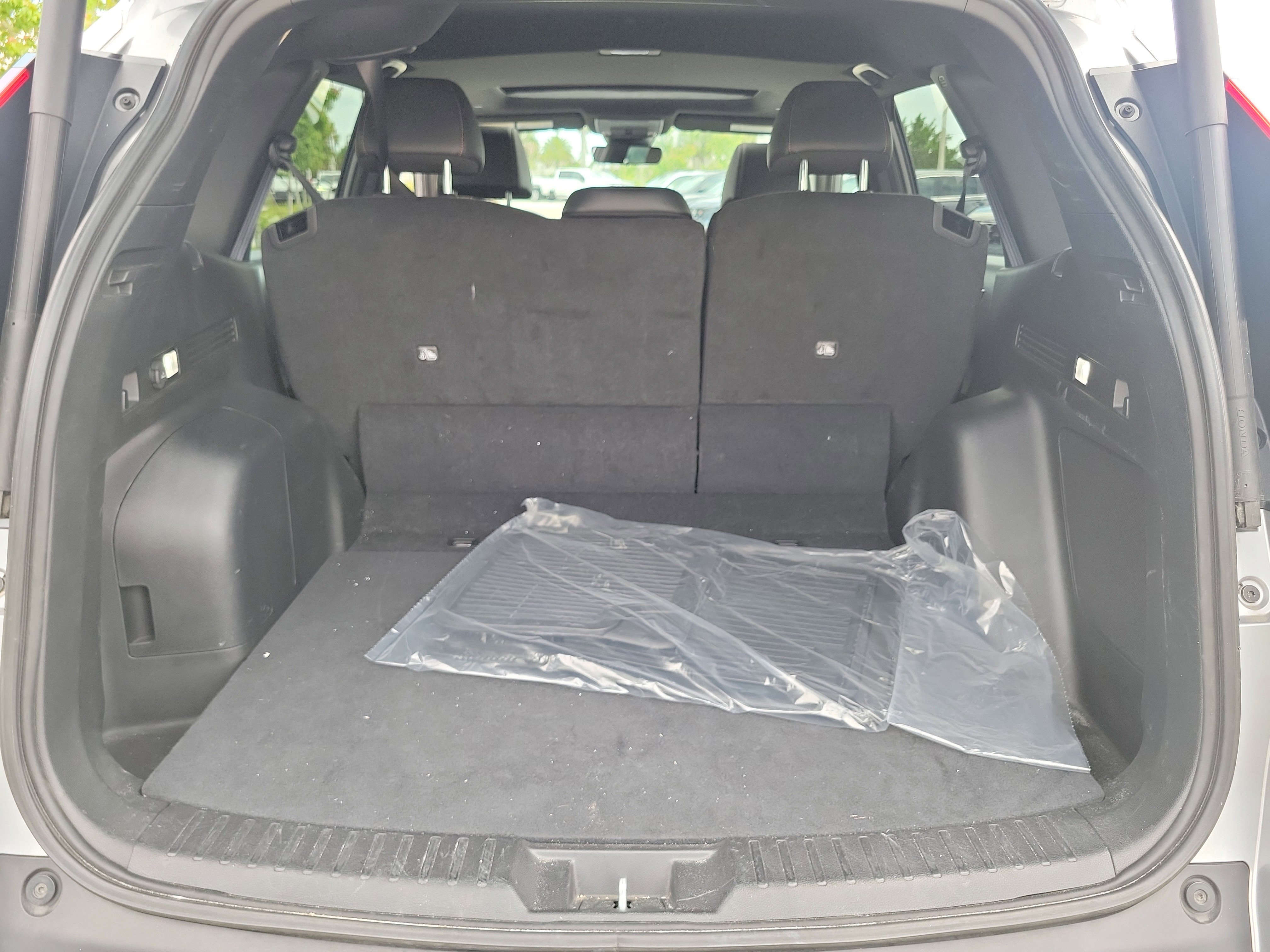 Used 2024 Honda CR-V Sport Touring image 12