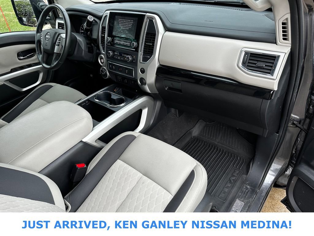 Certified 2024 Nissan Titan SV w/ SV Convenience Package image 20