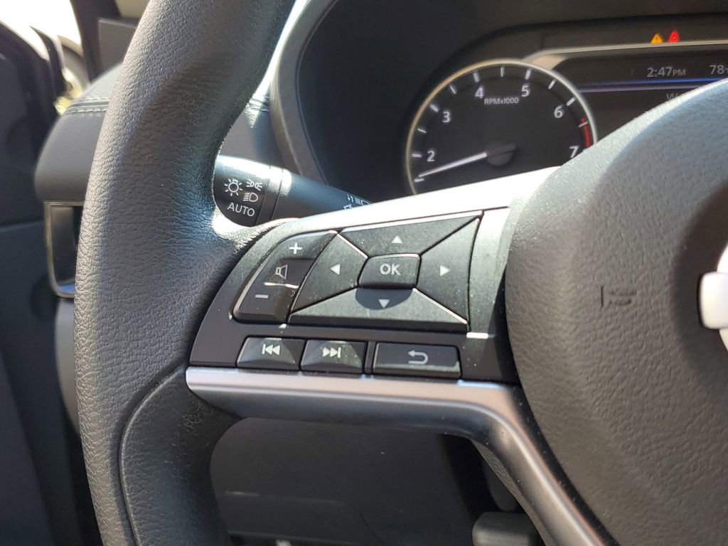 Used 2023 Nissan Sentra SV image 24