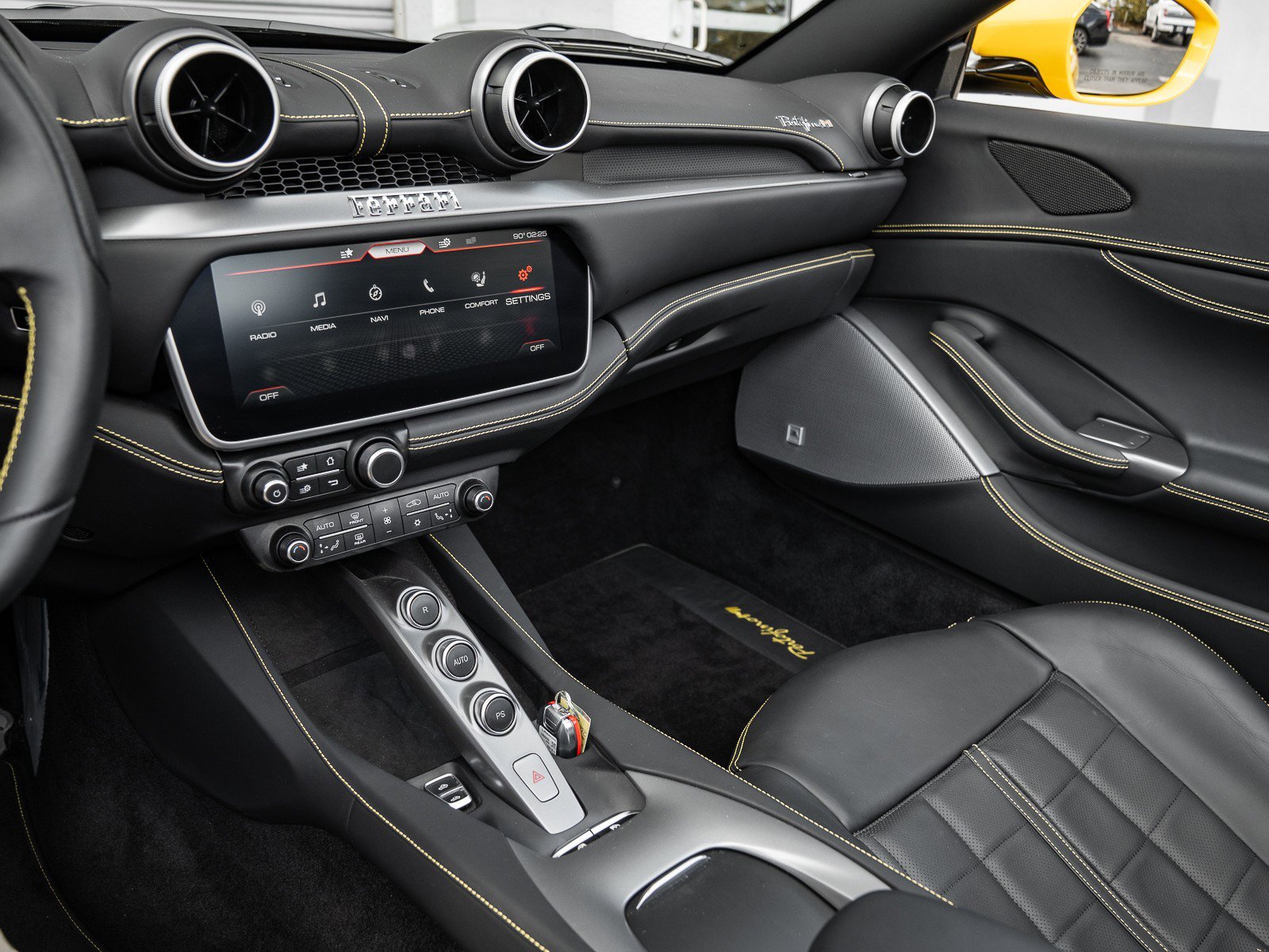 Used 2022 Ferrari Portofino M image 15