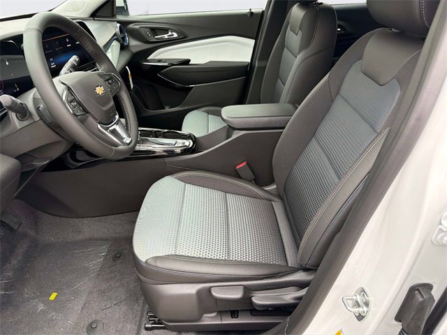 New 2026 Chevrolet Trax LT w/ Driver Confidence Package image 19