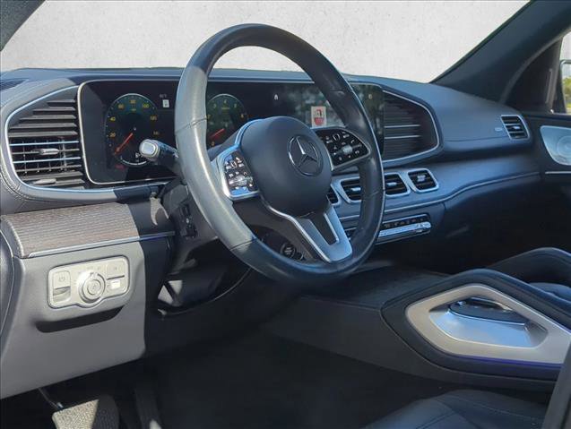 Used 2022 Mercedes-Benz GLS 450 4MATIC image 9