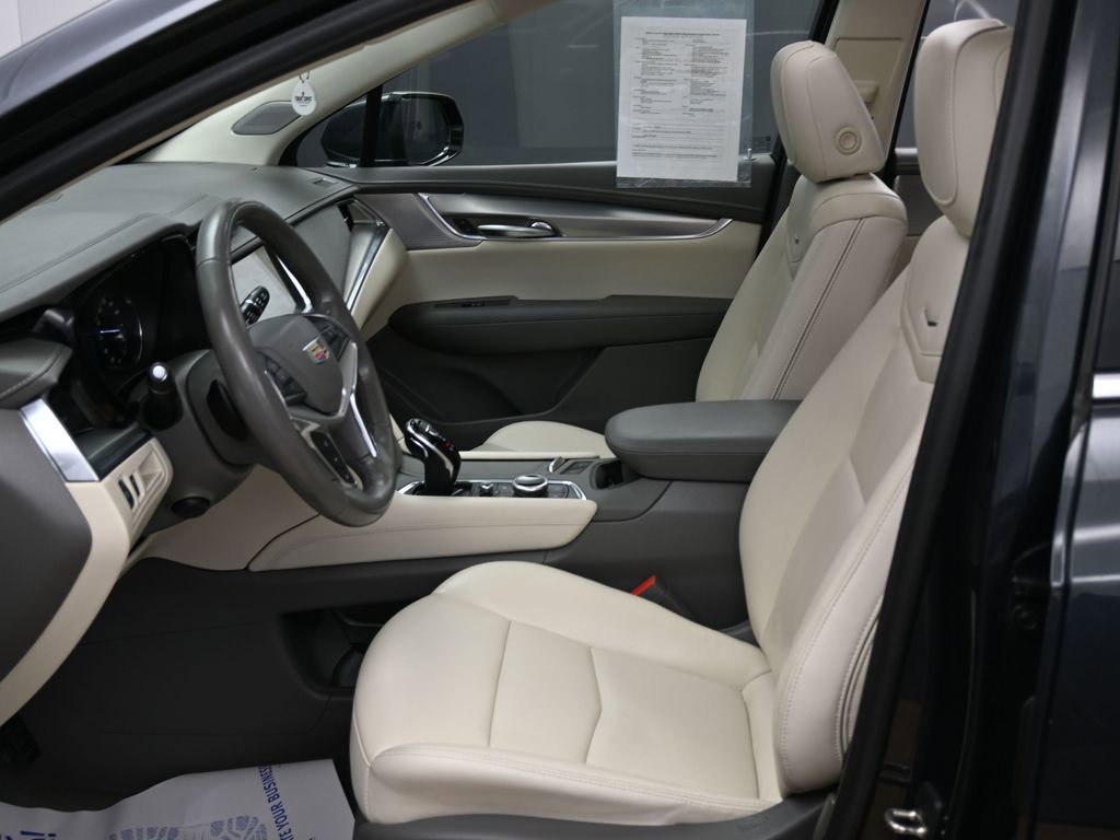 Used 2021 Cadillac XT5 Premium Luxury image 18