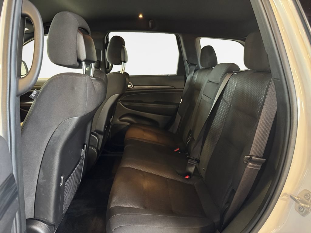 Used 2021 Jeep Grand Cherokee Freedom Edition AWD/4WD image 24