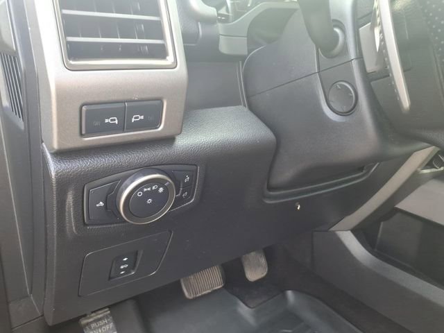 Used 2017 Ford F150 Raptor w/ Equipment Group 802A Luxury AWD/4WD image 13