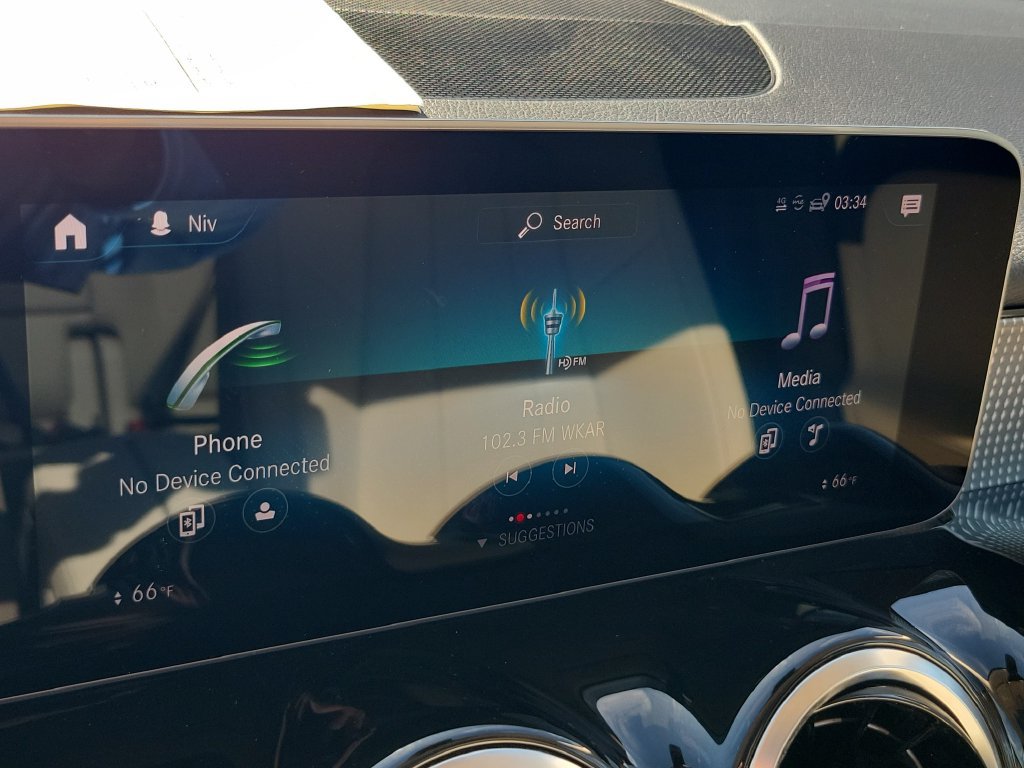 Used 2021 Mercedes-Benz GLB 250 4MATIC image 19