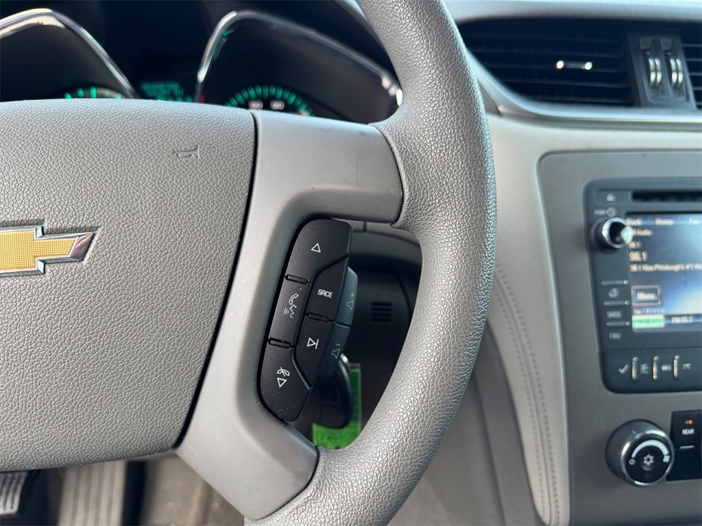 Used 2017 Chevrolet Traverse LS image 13