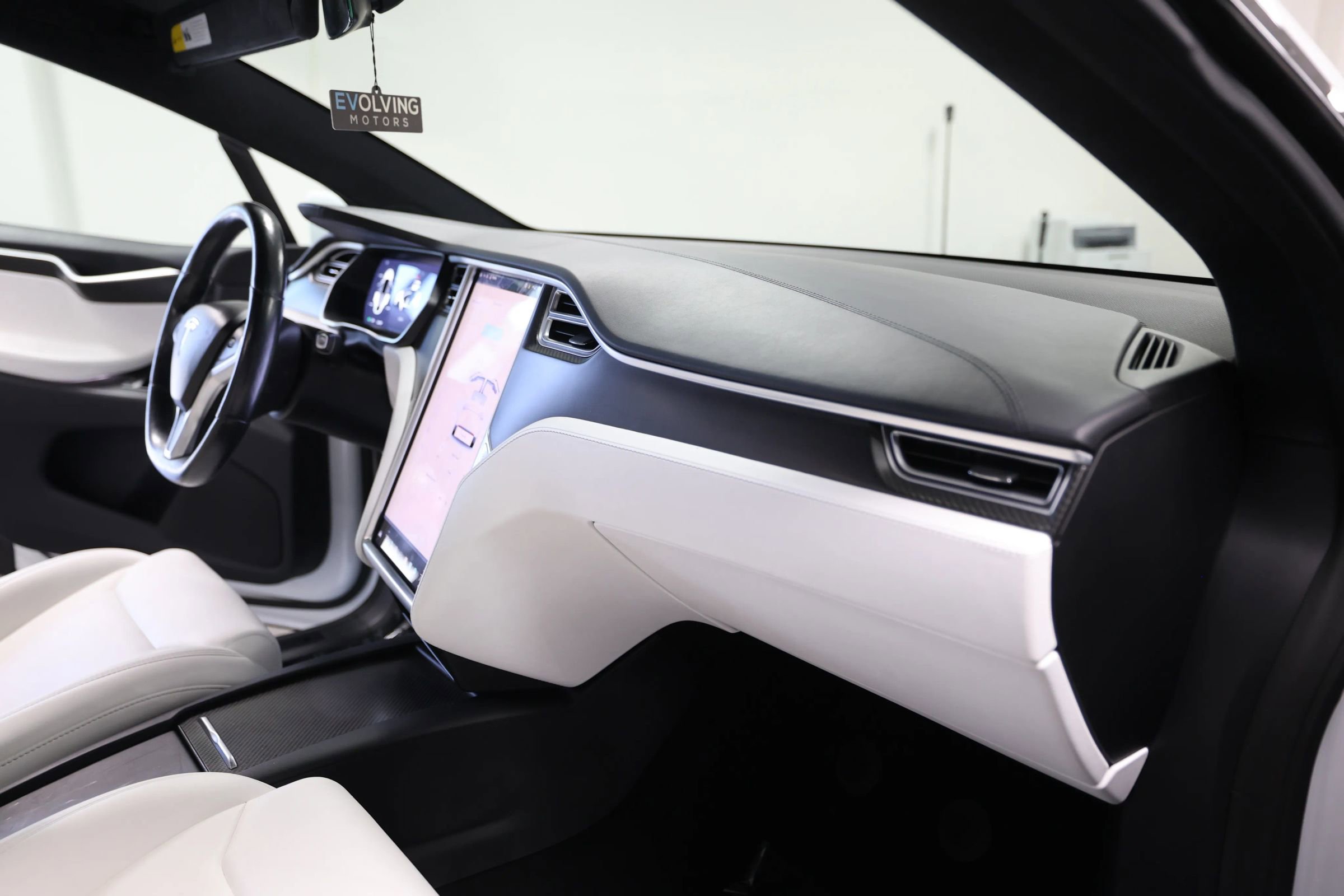 Used 2017 Tesla Model X P100D image 40