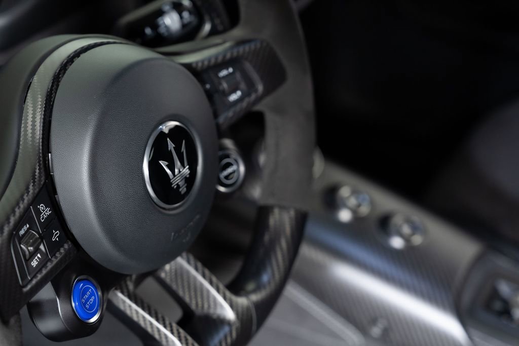 Used 2023 Maserati MC20 Coupe RWD image 21