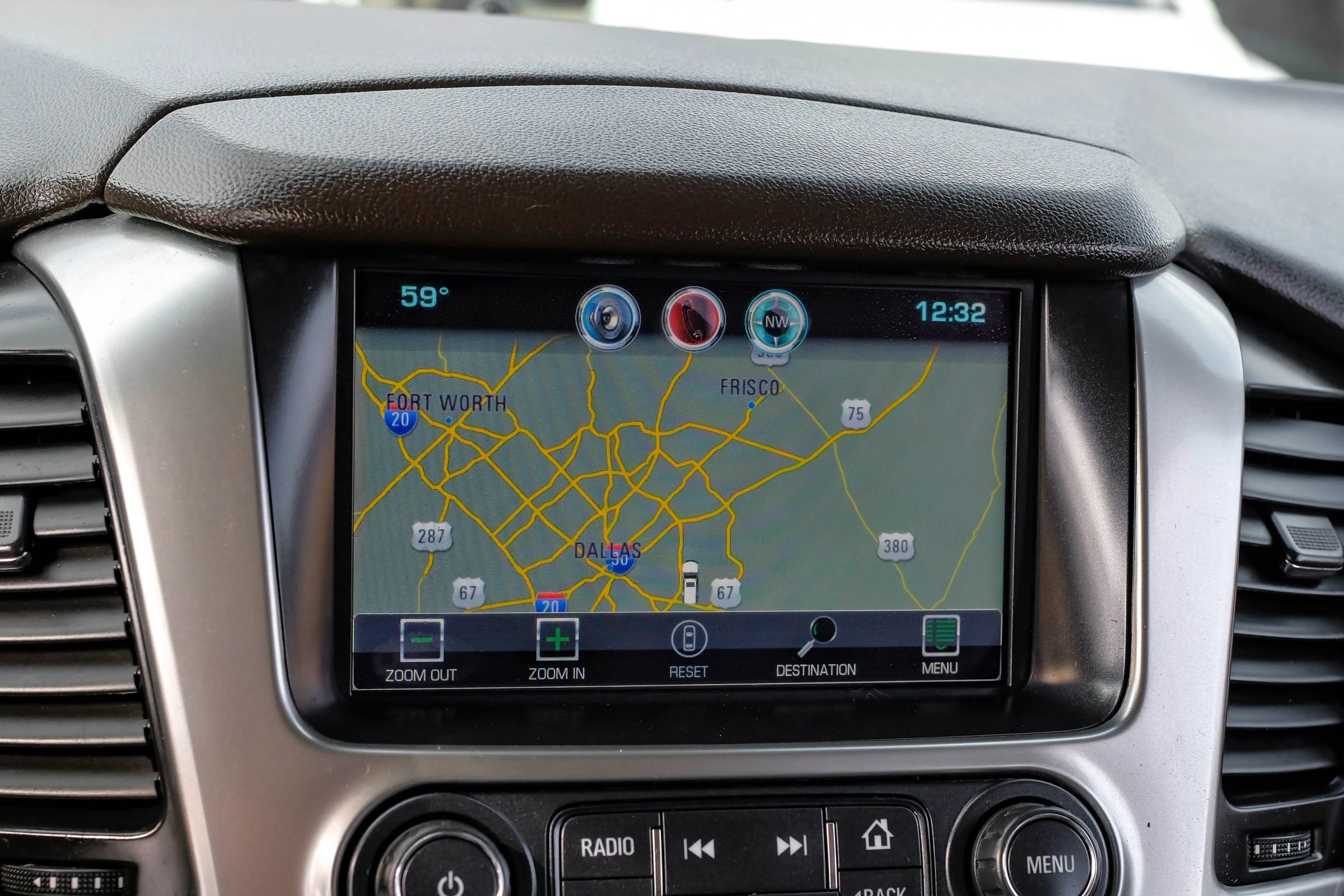 Used 2015 Chevrolet Suburban LTZ image 28