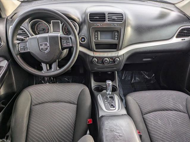 Used 2019 Dodge Journey SE w/ Blacktop Package image 17