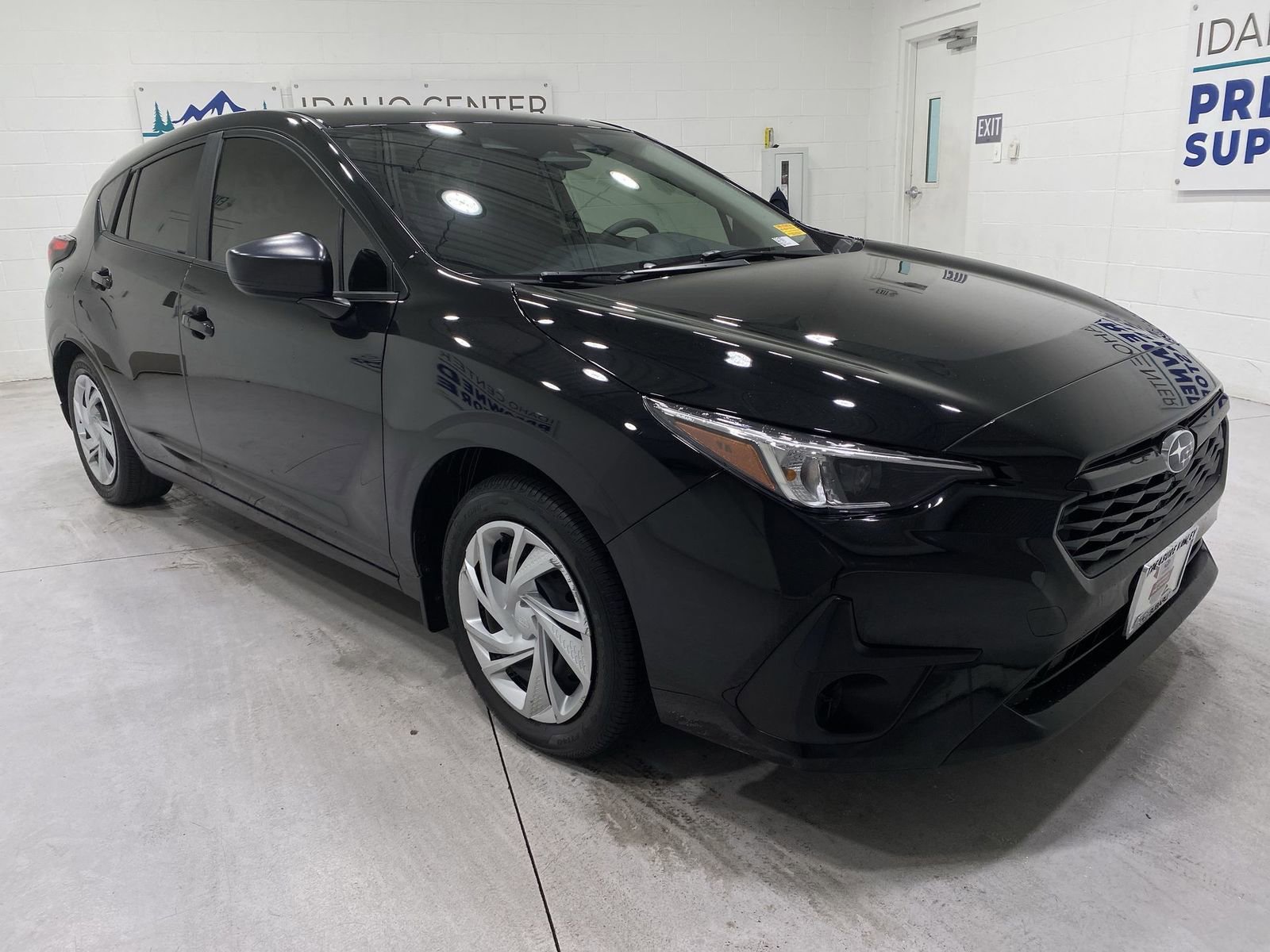 Certified 2024 Subaru Impreza 2.0i AWD/4WD image 2