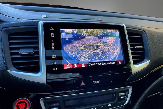 Used 2020 Honda Ridgeline Black Edition image 15