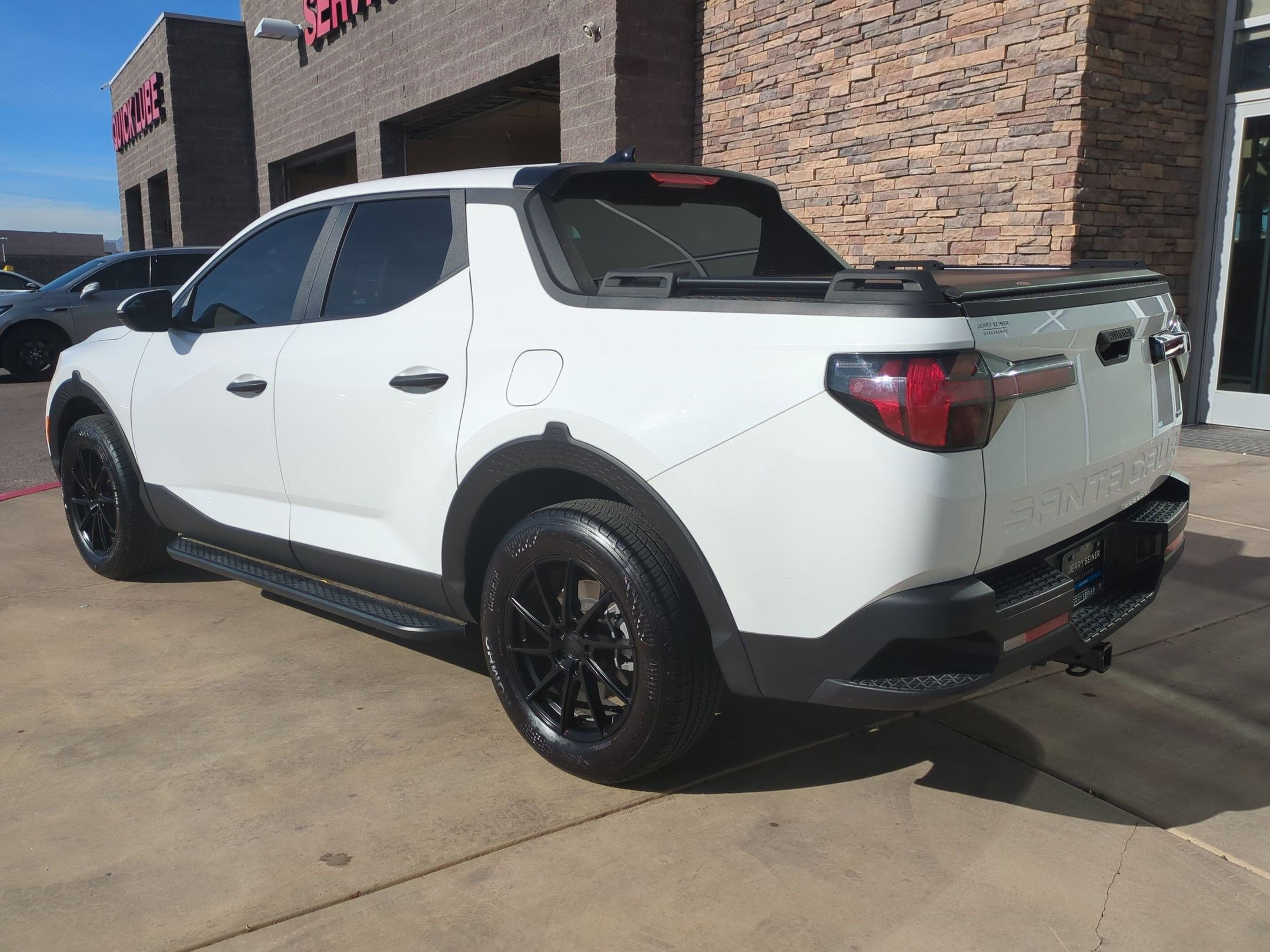 Used 2024 Hyundai Santa Cruz SEL image 3