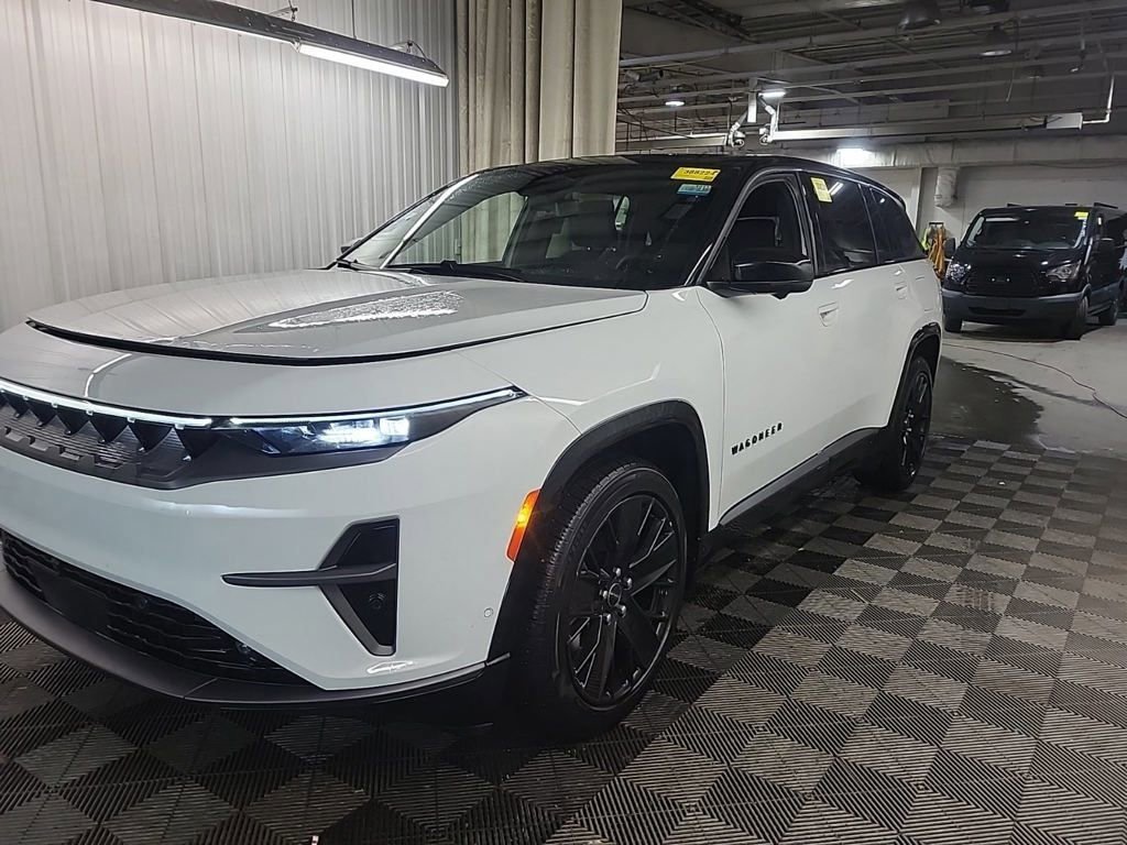 Used 2024 Jeep Wagoneer Launch Edition image 2