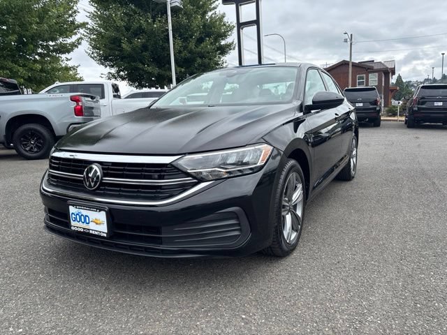 Used 2024 Volkswagen Jetta SE FWD image 1