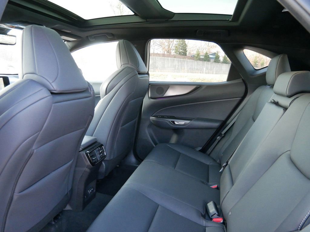 Certified 2025 Lexus NX 350 F Sport image 11
