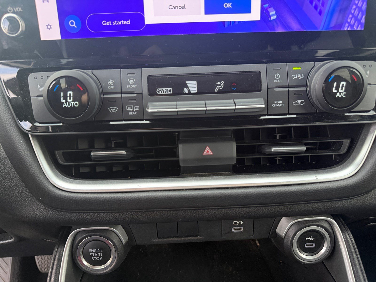 Used 2025 Toyota Grand Highlander AWD image 12