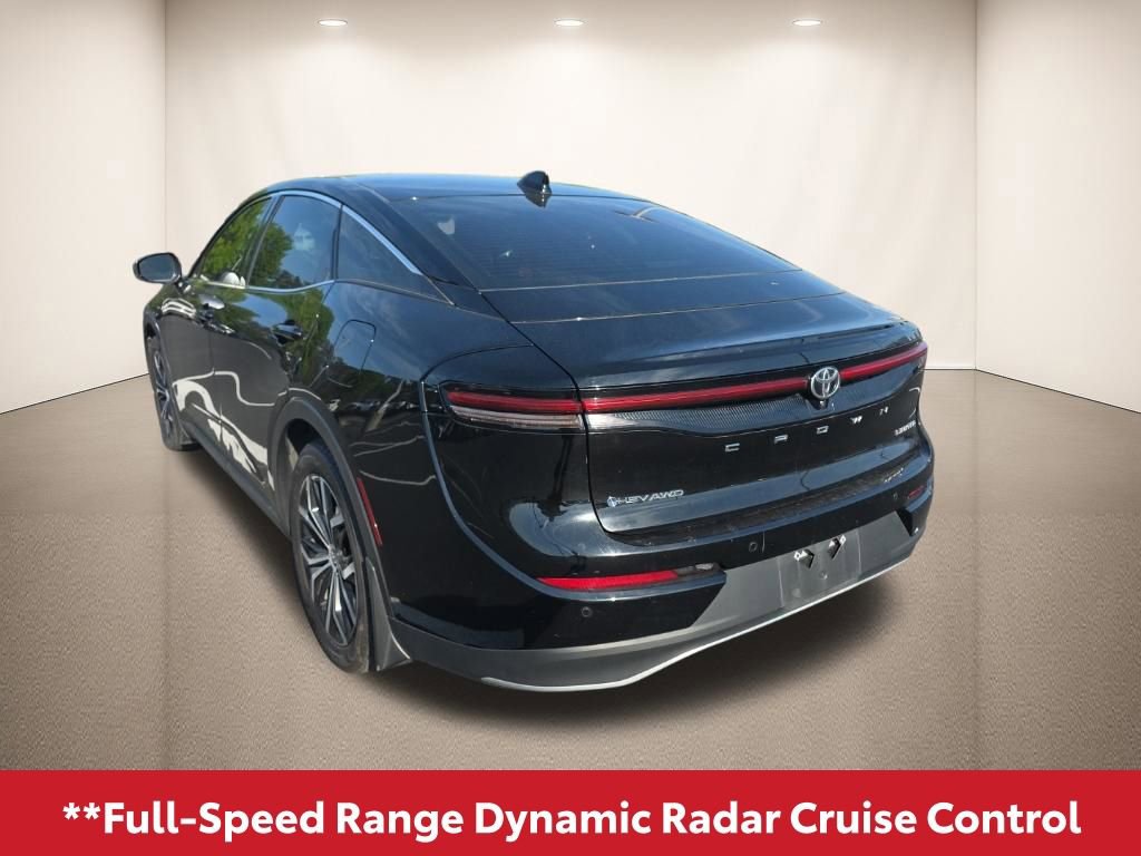 Used 2024 Toyota Crown Limited image 10