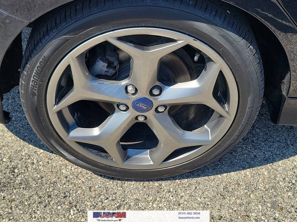 Used 2018 Ford Focus ST FWD image 5