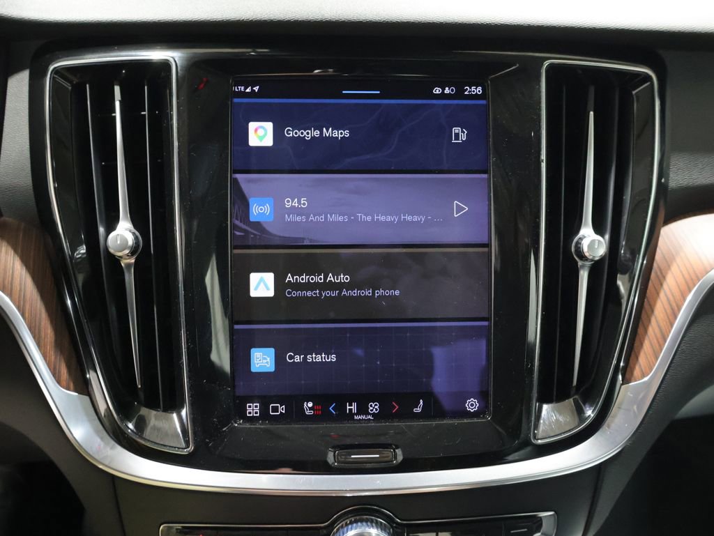 Used 2024 Volvo S60 B5 Plus image 25