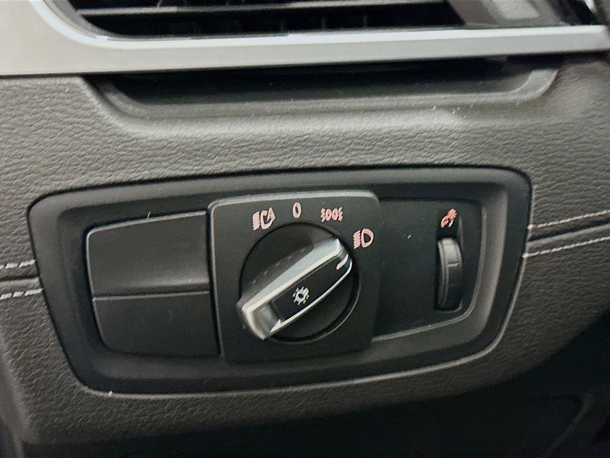 Used 2021 BMW X1 xDrive28i w/ Convenience Package image 17