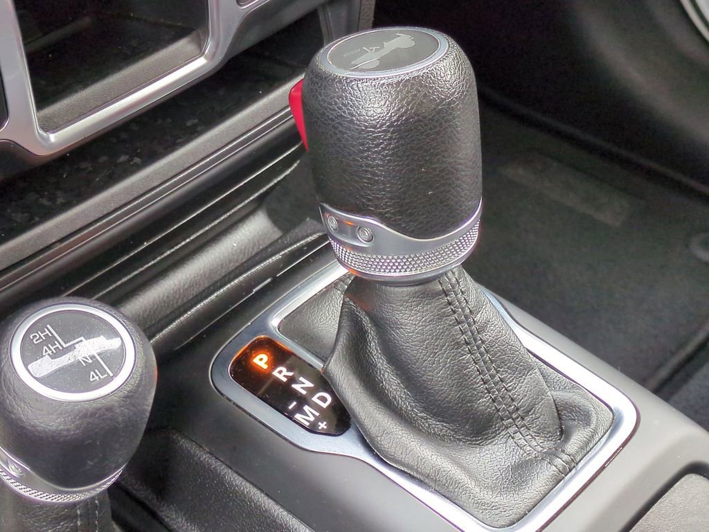 Used 2022 Jeep Wrangler Unlimited Sport image 23