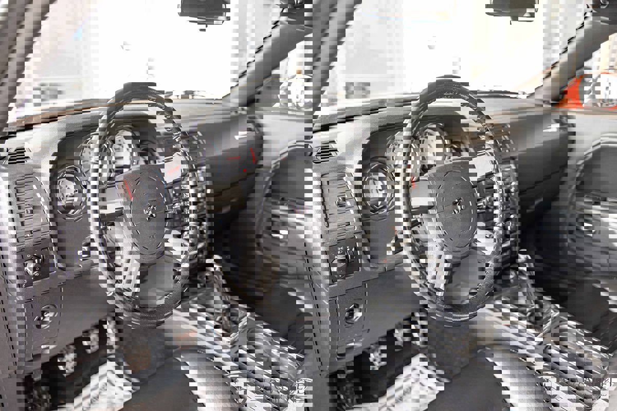 Used 2009 Dodge Challenger R/T image 17