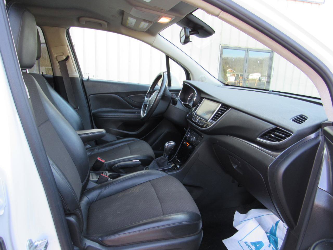 Used 2020 Buick Encore Sport Touring w/ Safety Package image 8