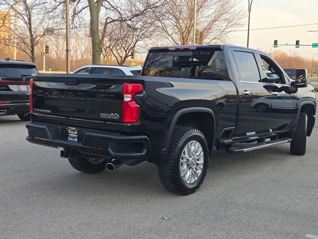 Used 2021 Chevrolet Silverado 2500 High Country AWD/4WD image 12