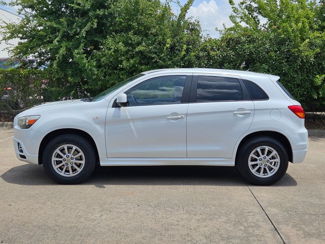 Used 2011 Mitsubishi Outlander Sport ES FWD image 9