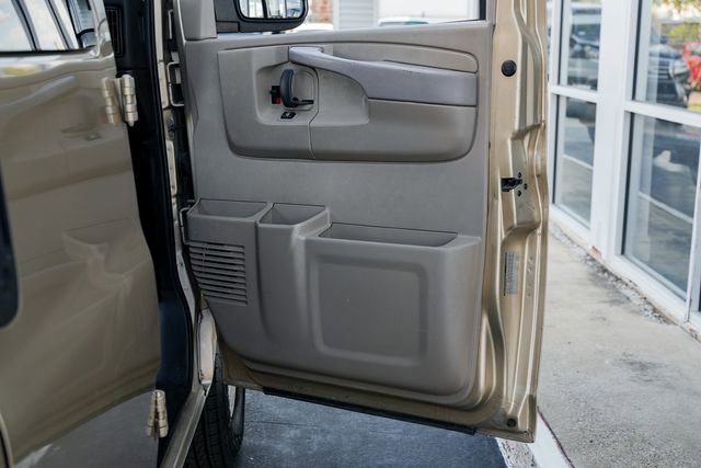 Used 2013 Chevrolet Express 3500 LS RWD image 25