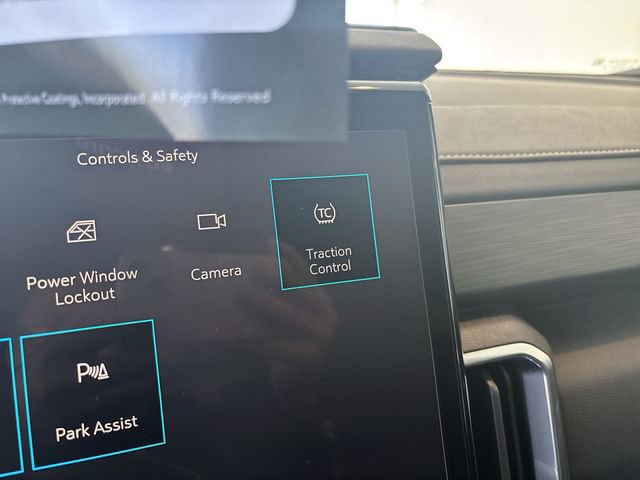 Certified 2025 GMC Acadia Elevation image 32