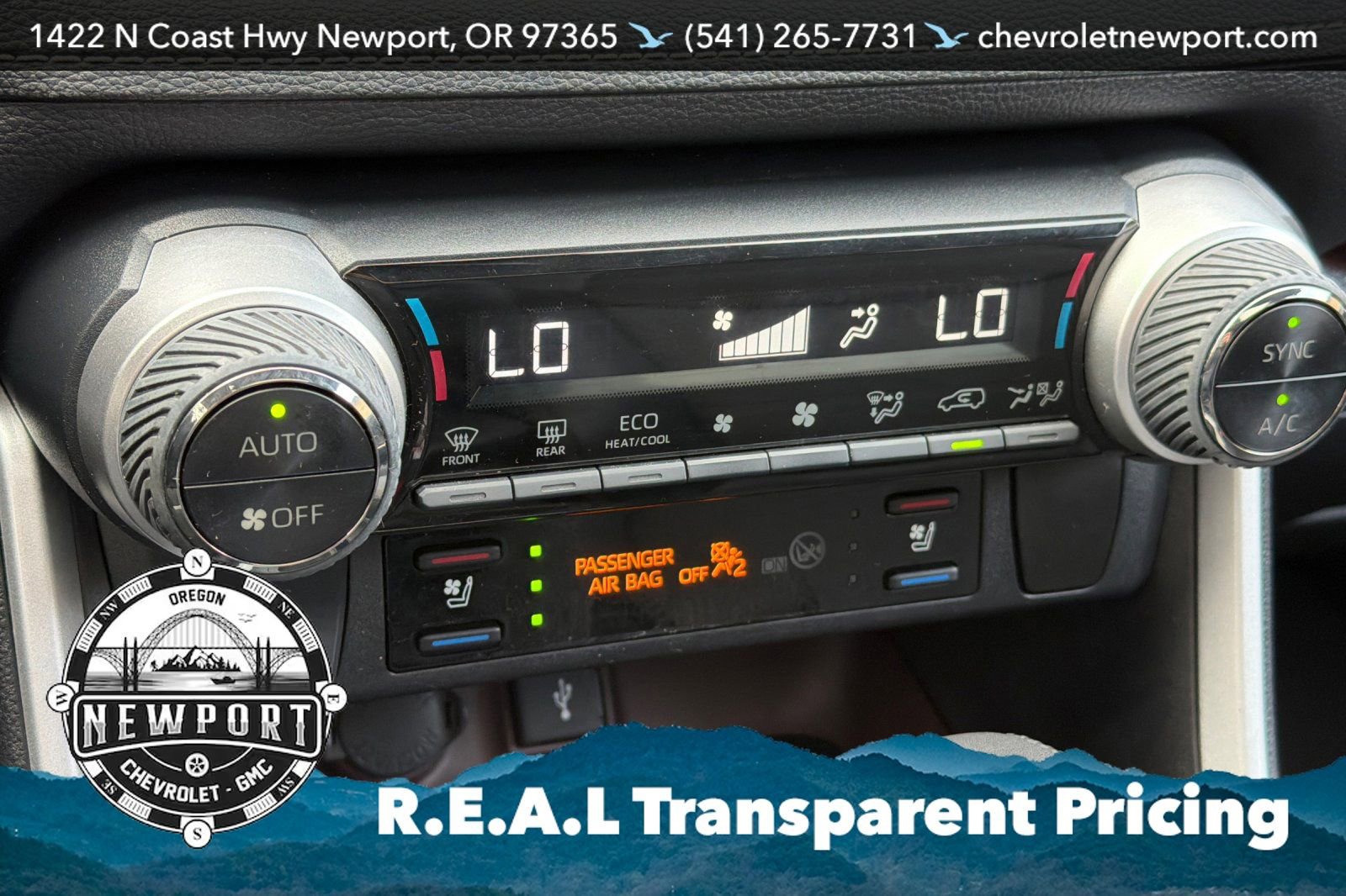 Used 2021 Toyota RAV4 Limited AWD/4WD image 21