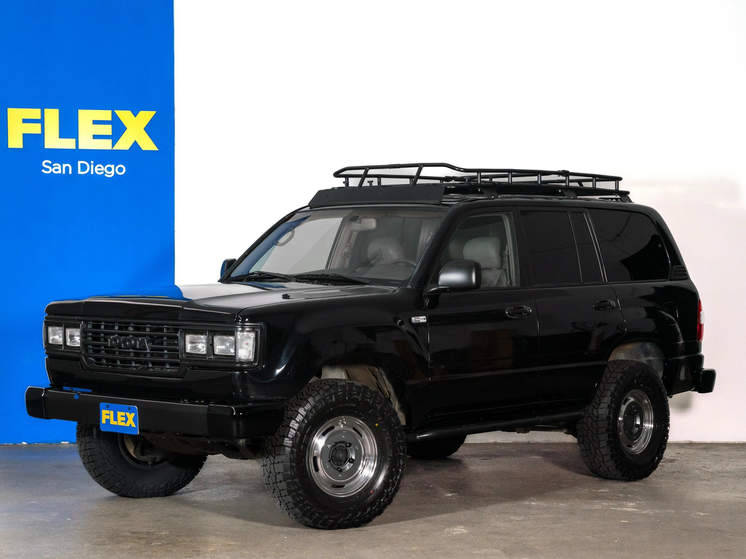 Used 2004 Toyota Land Cruiser AWD/4WD image 1