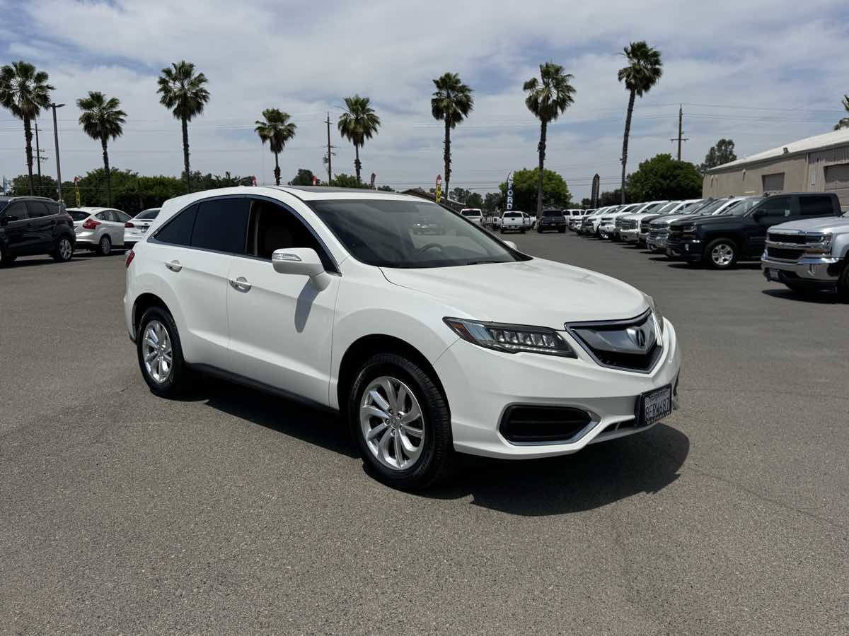 Used 2016 Acura RDX FWD image 2