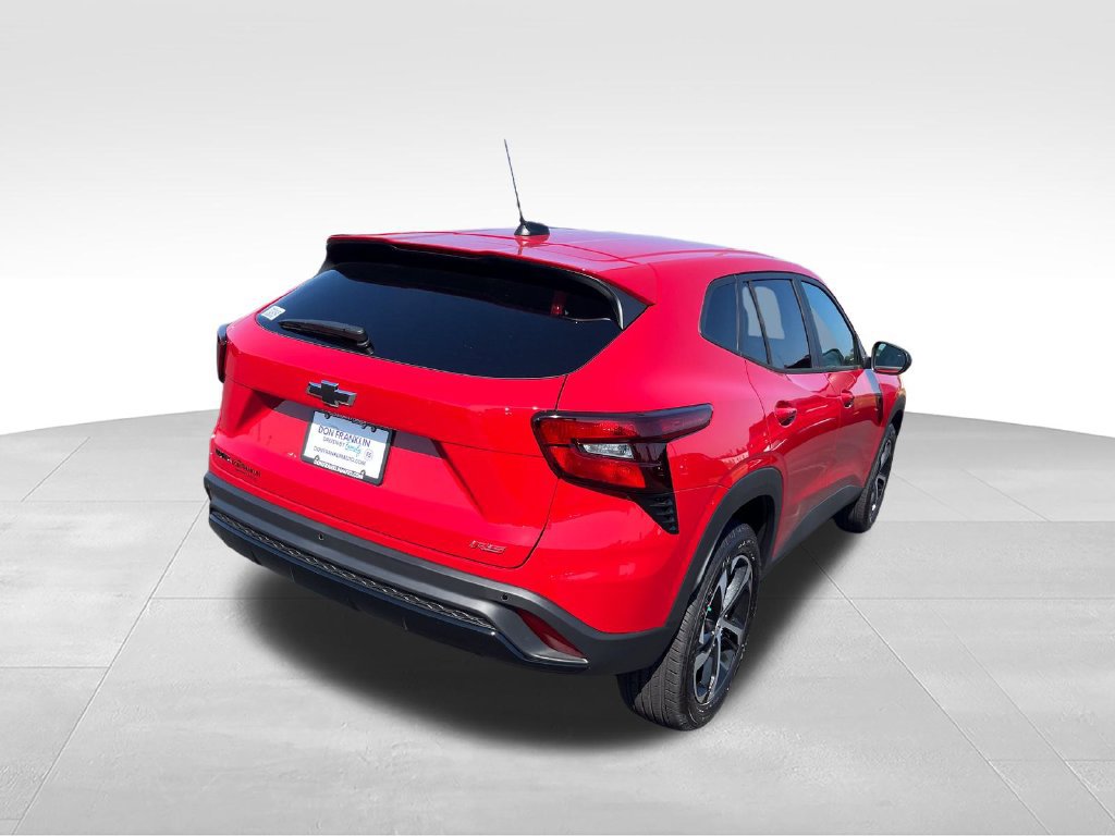 New 2026 Chevrolet Trax RS w/ Driver Confidence Package FWD image 5