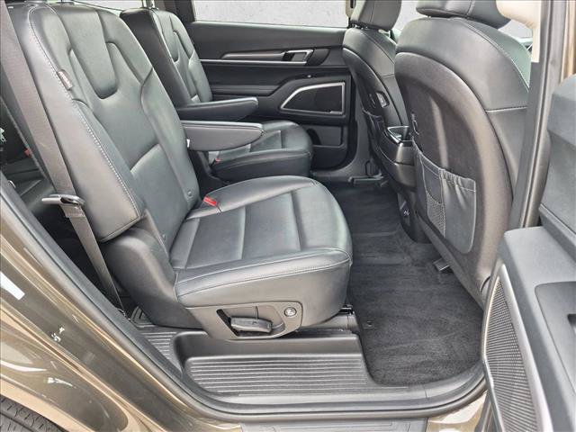Used 2025 Kia Telluride S AWD/4WD image 22