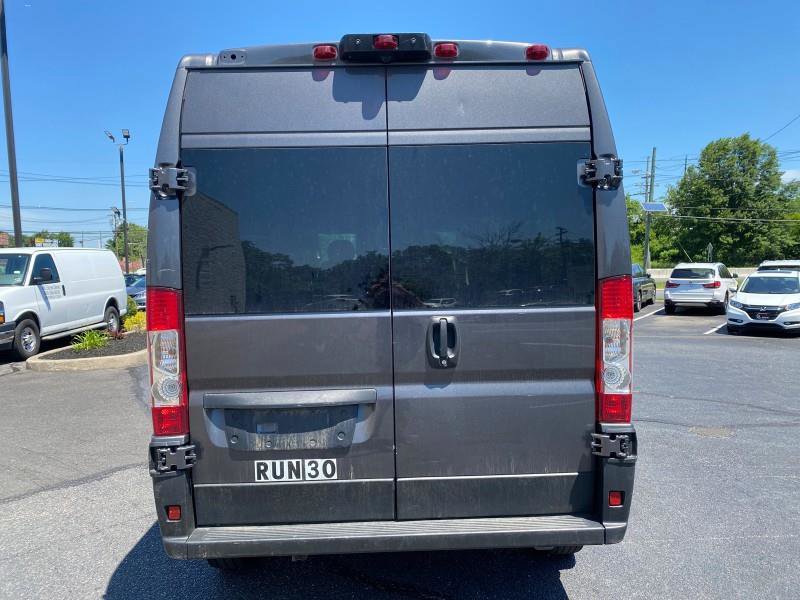 Used 2019 RAM ProMaster 2500 w/ Premium Appearance Group image 5