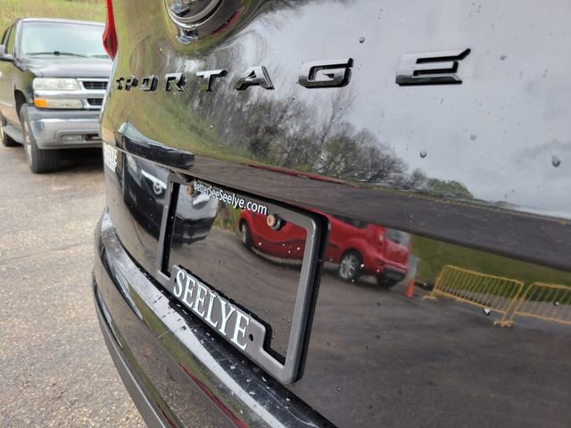 Certified 2022 Kia Sportage Nightfall Edition image 28