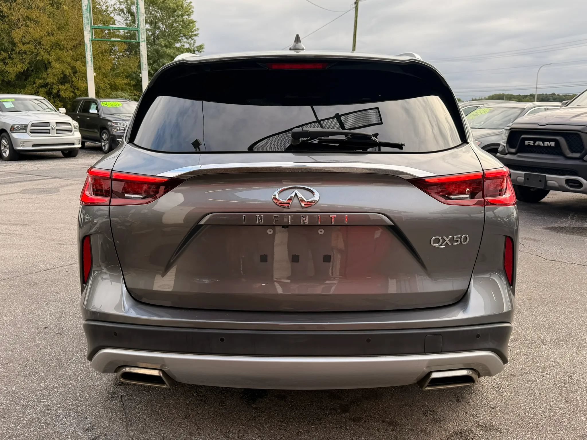 Used 2020 INFINITI QX50 Luxe FWD image 3