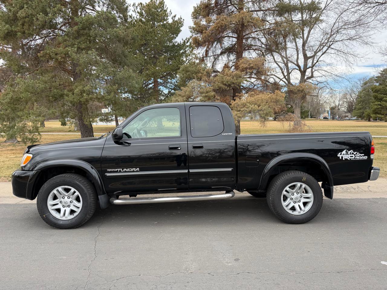 Used 2003 Toyota Tundra Limited image 2